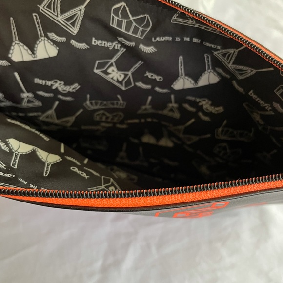 Benefit Be Real make up Pouch - Picture 2 of 4